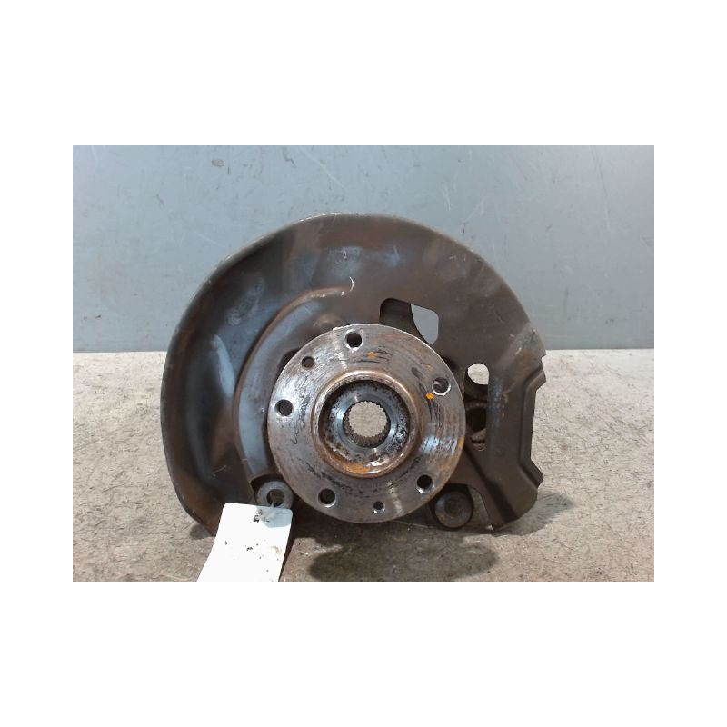 PIVOT AVANT GAUCHE NISSAN QHASQAI 2007-