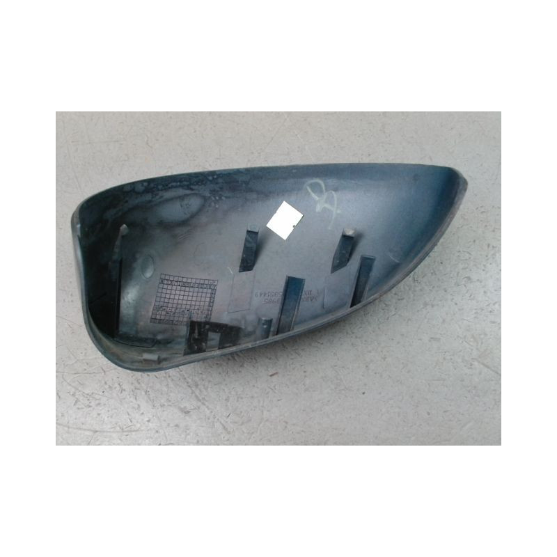 CARENAGE RETROVISEUR EXTERIEUR DROIT FIAT PUNTO III 2012-...