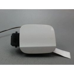 VOLET DE TRAPPE CARBURANT