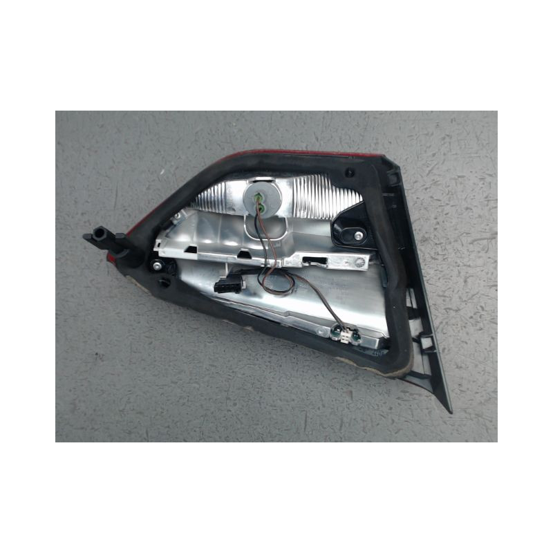 FEU ARRIERE INTERIEUR DROIT OPEL CROSSLAND