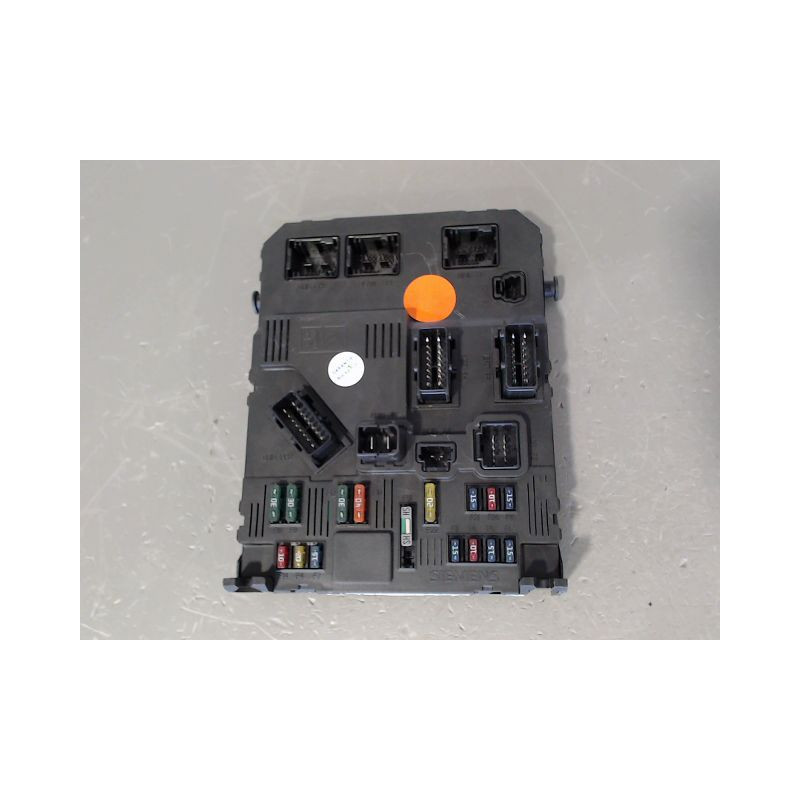 BOITIER GESTION HABITACLE PEUGEOT 206