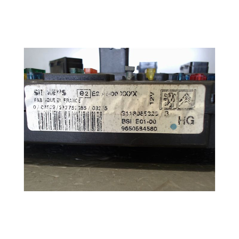 BOITIER GESTION HABITACLE PEUGEOT 206