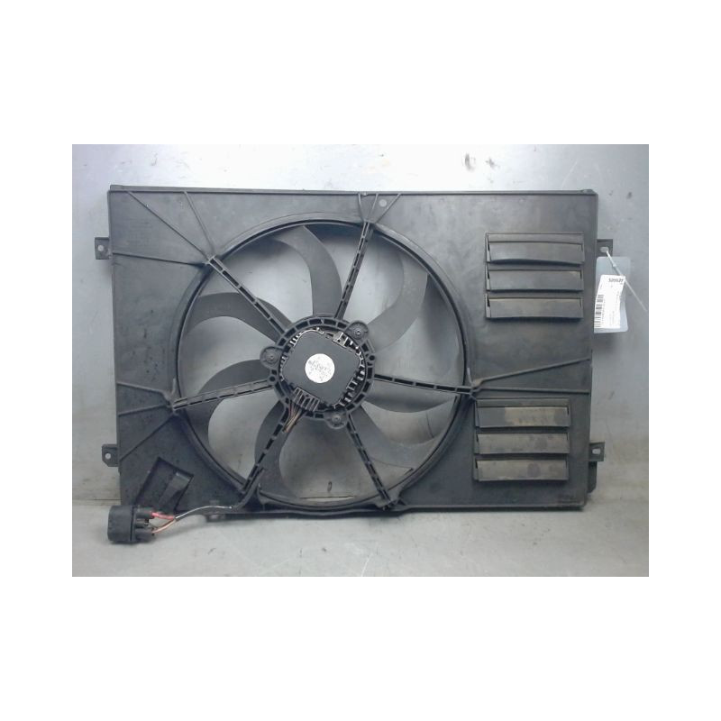MOTEUR VENTILATEUR RADIATEUR VOLKSWAGEN GOLF