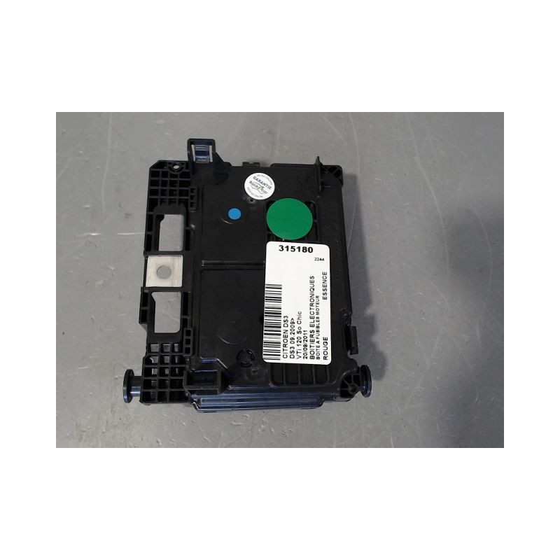 BOITE A FUSIBLES CITROEN DS3 2009-