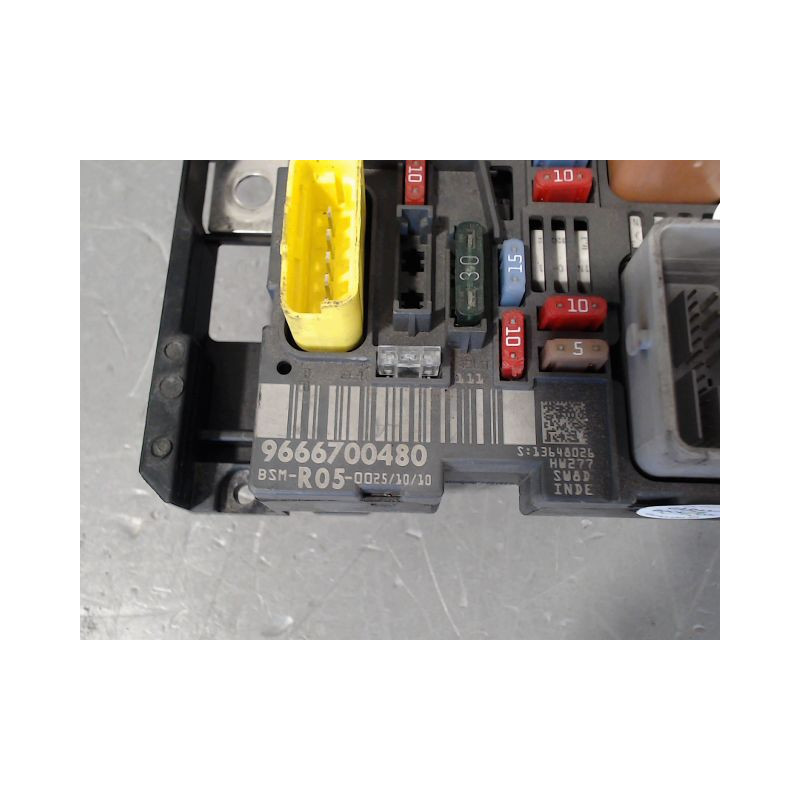 BOITE A FUSIBLES PEUGEOT 308 2007-