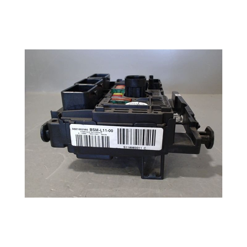 BOITE A FUSIBLES CITROEN C4 2008-