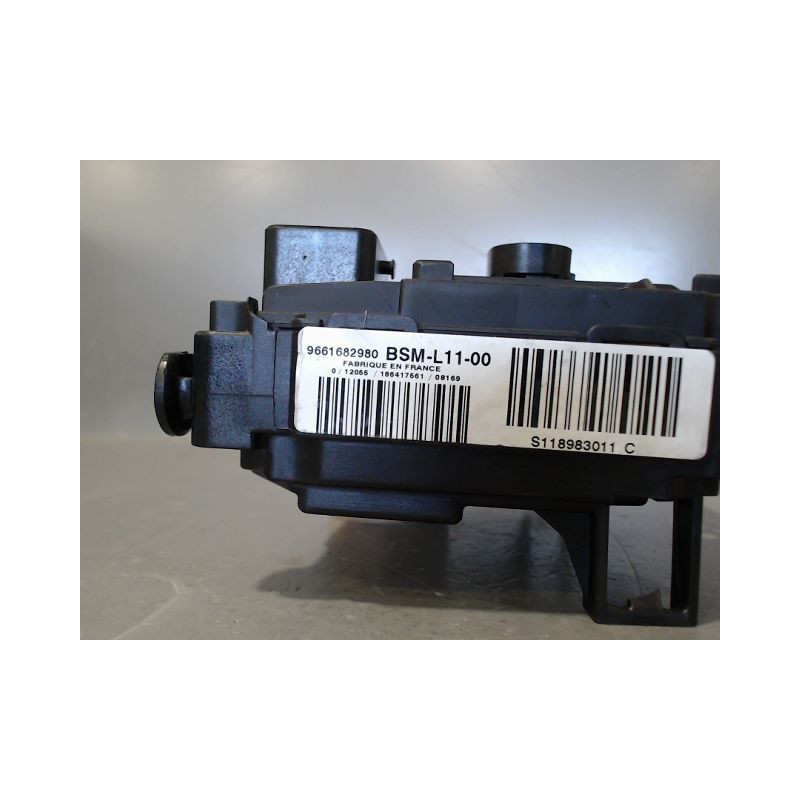 BOITE A FUSIBLES CITROEN C4 2008-