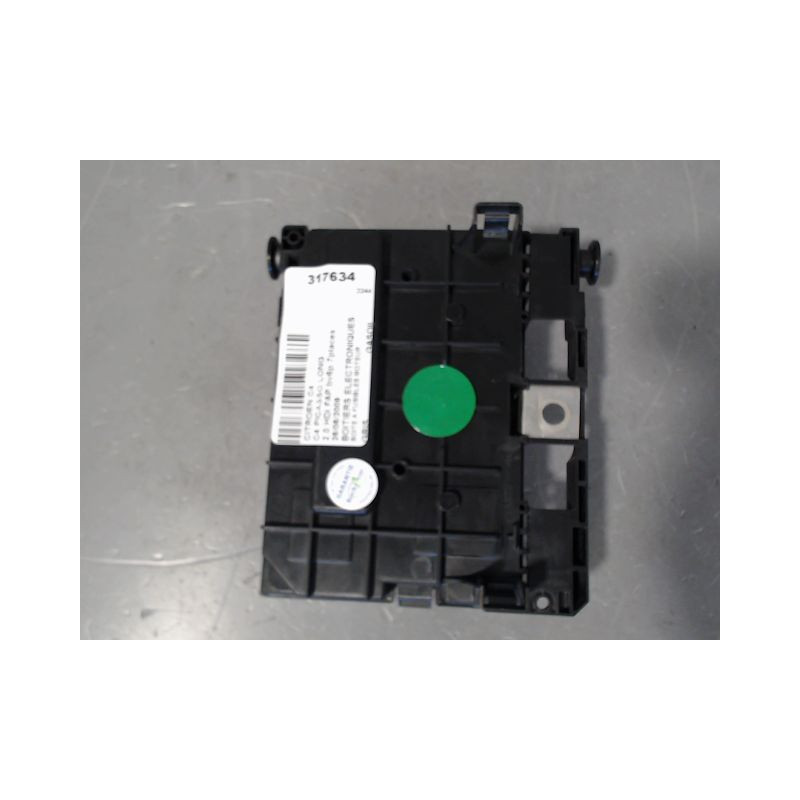 BOITE A FUSIBLES CITROEN C4 PICASSO LONG