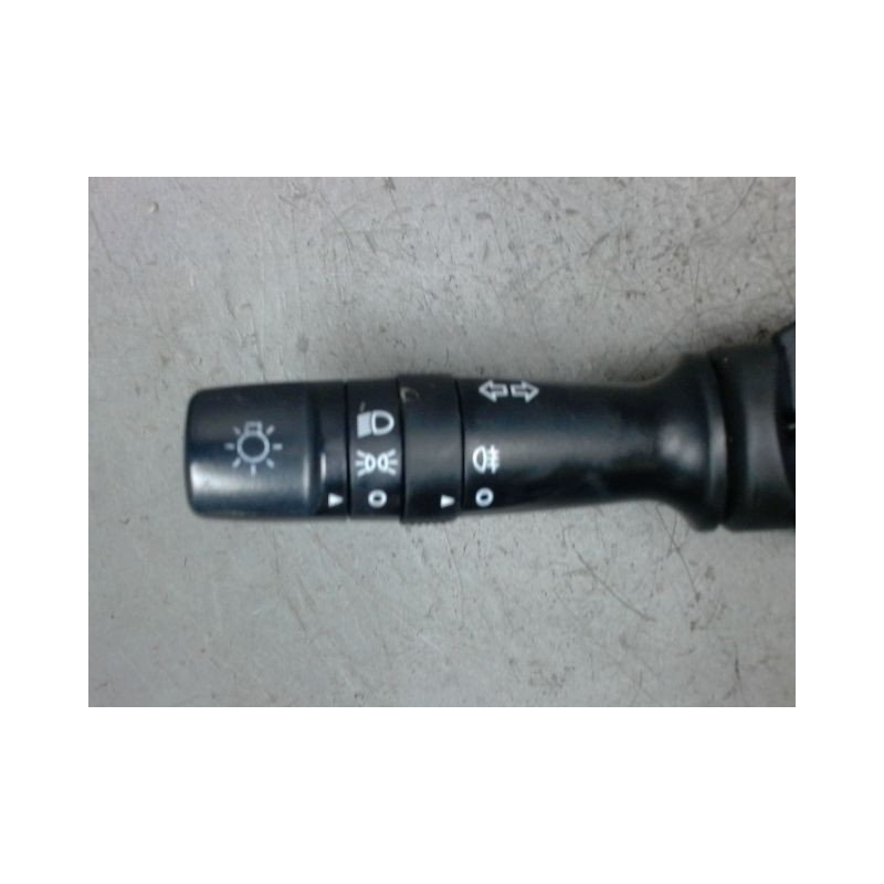 COMMANDE CLIGNOTANT KIA RIO