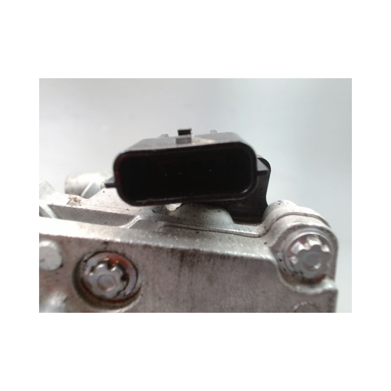 COMPRESSEUR AIR CONDITIONNE RENAULT CLIO