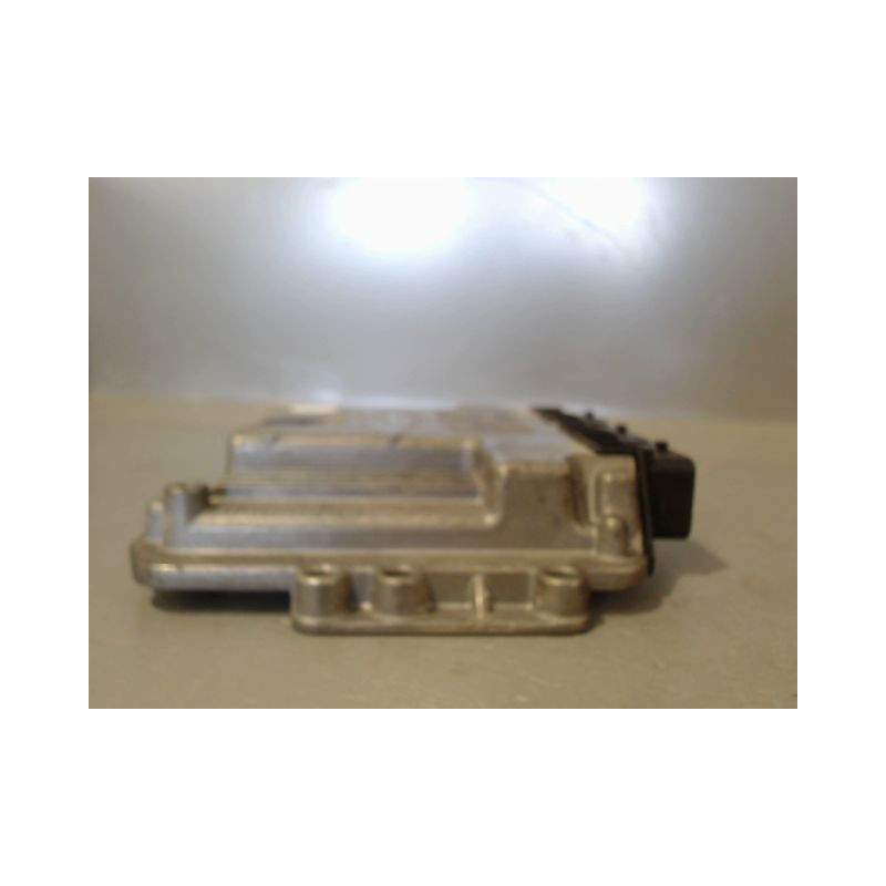 CALCULATEUR MOTEUR CITROEN C3