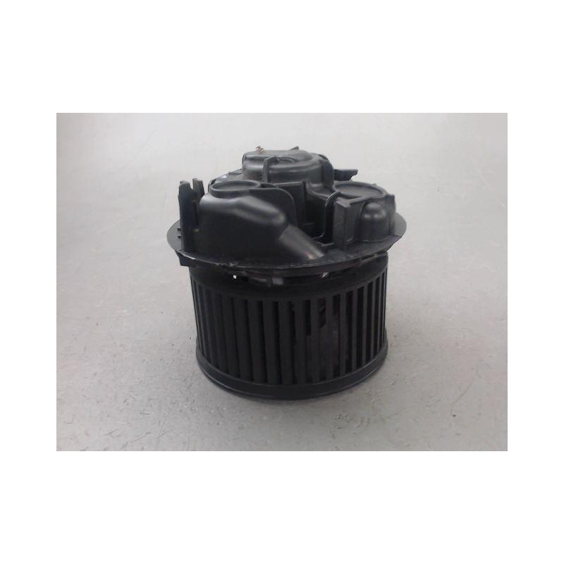 MOTEUR VENTILATEUR CHAUFFAGE RENAULT CLIO