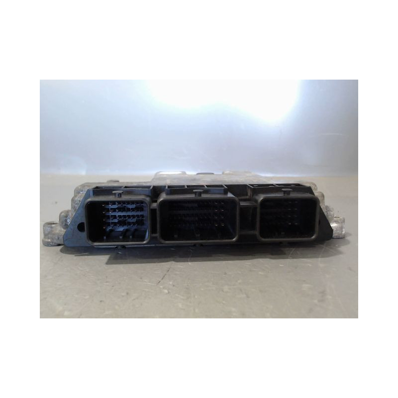CALCULATEUR MOTEUR CITROEN C2