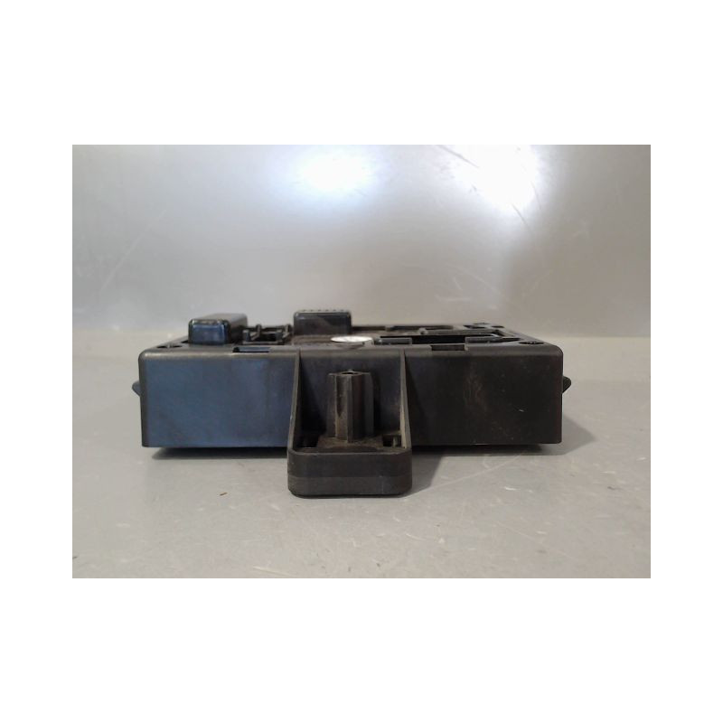 BOITIER GESTION HABITACLE RENAULT CLIO