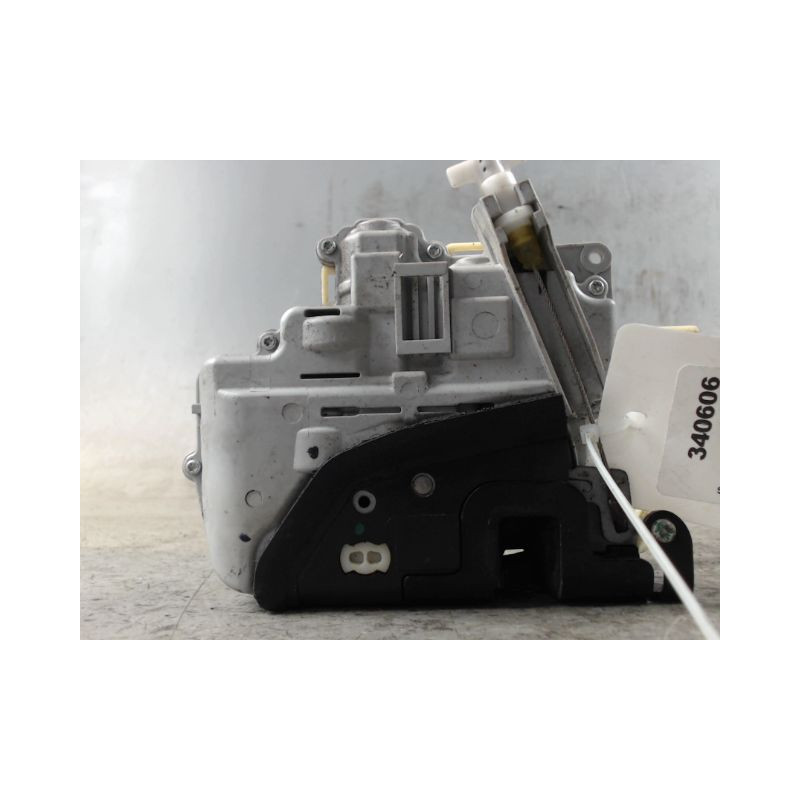 SYSTEME CONDAMNATION AVANT GAUCHE VOLKSWAGEN PASSAT SW 2005-