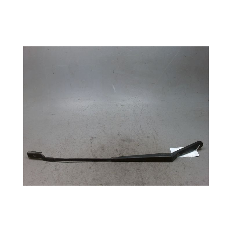 BRAS ESSUIE-GLACE AVANT DROIT PEUGEOT 308 SW 2008-