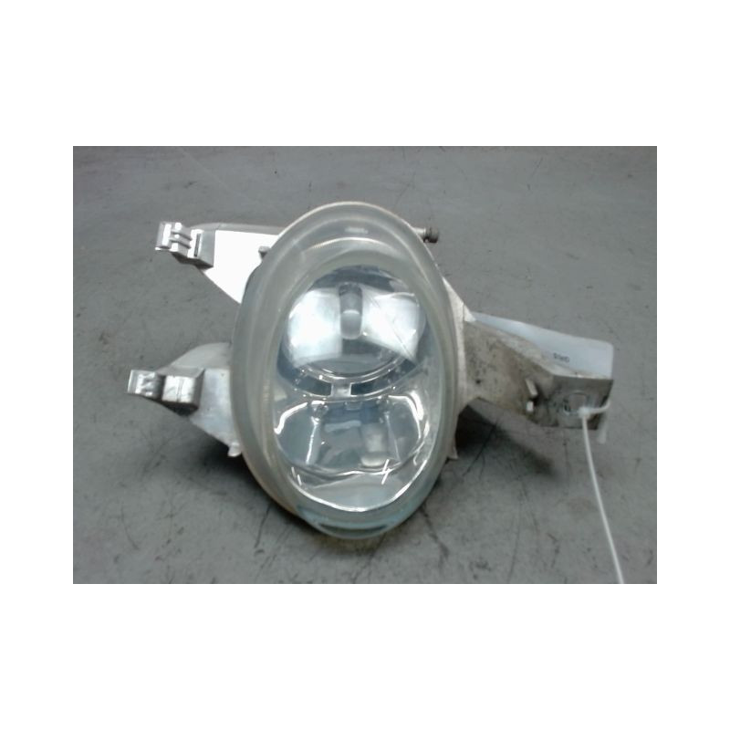 PHARE ANTIBROUILLARD AVANT GAUCHE PEUGEOT 206 3P