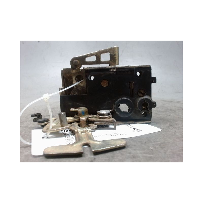 SYSTEME CONDAMNATION ARRIERE GAUCHE CITROEN SAXO 99-