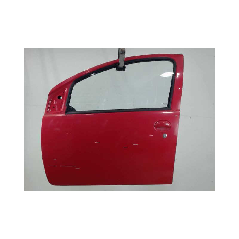 PORTE AVANT GAUCHE TOYOTA AYGO 5P