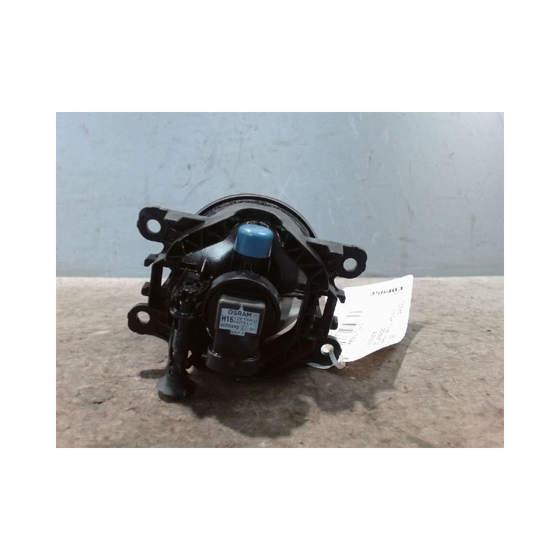 PHARE ANTIBROUILLARD AVANT DROIT RENAULT CLIO