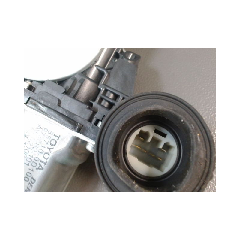 MECANISME+MOTEUR LEVE-GLACE AVANT DROIT TOYOTA YARIS