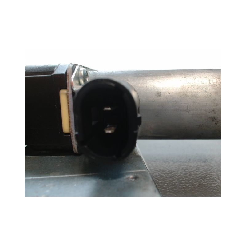 MECANISME+MOTEUR LEVE-GLACE AVANT DROIT NISSAN PRIMASTAR COMBI L1H1 1000 KG