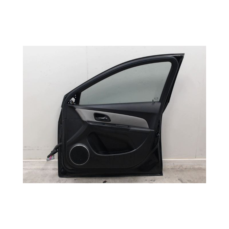 PORTE AVANT DROIT CHEVROLET CRUZE BERL. 2009-...