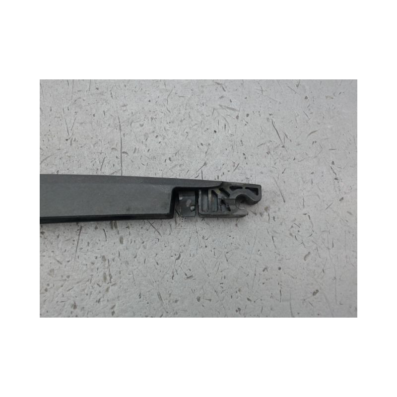 BRAS ESSUIE-GLACE ARRIERE OPEL ZAFIRA 2006-