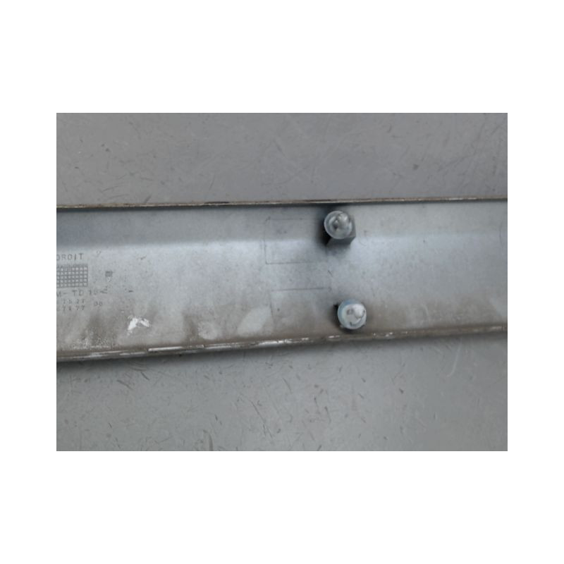 PROTECTION PORTE AVANT DROIT CITROEN XSARA