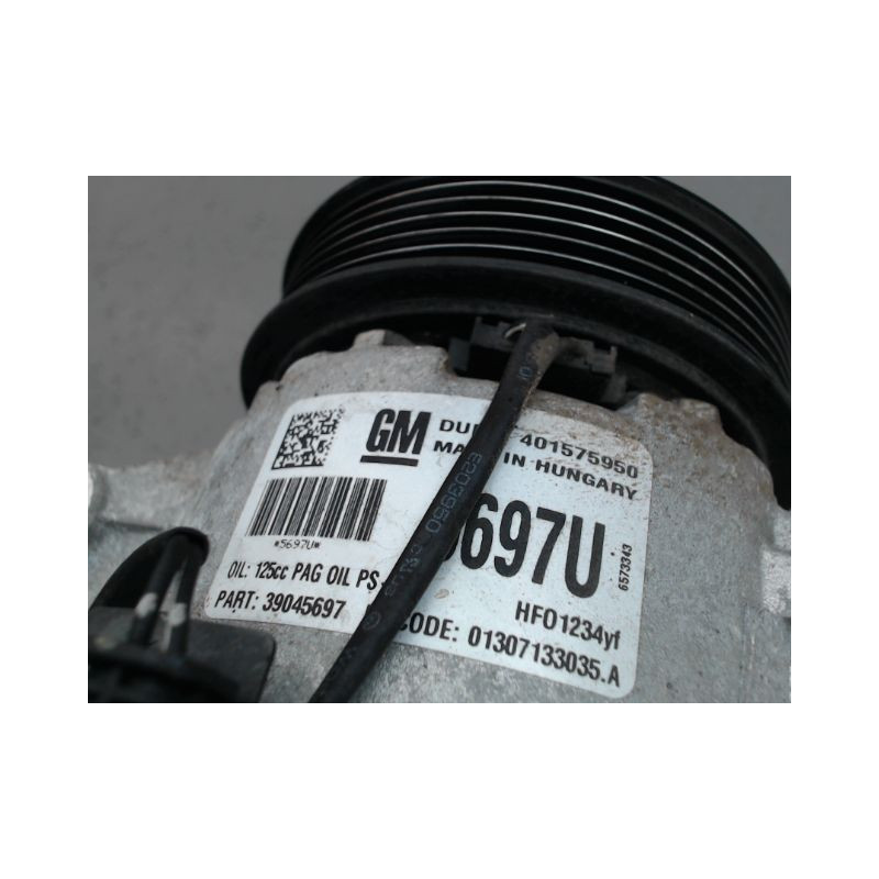 COMPRESSEUR AIR CONDITIONNE OPEL ZAFIRA