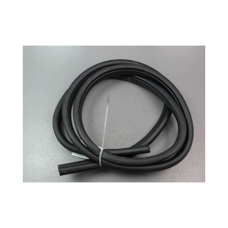 JOINT PORTE AVANT DROIT FORD KUGA -2008