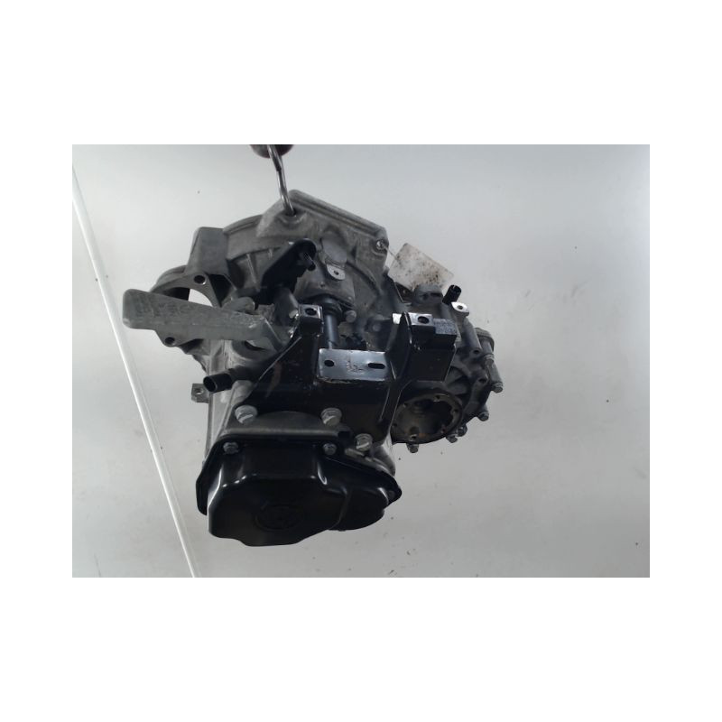 BOITE A VITESSE MECANIQUE VOLKSWAGEN POLO 1.6 TDI