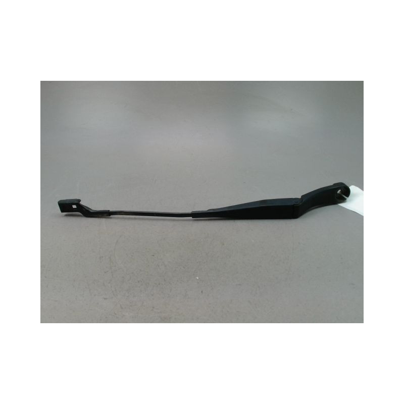BRAS ESSUIE-GLACE AVANT GAUCHE FORD KA+
