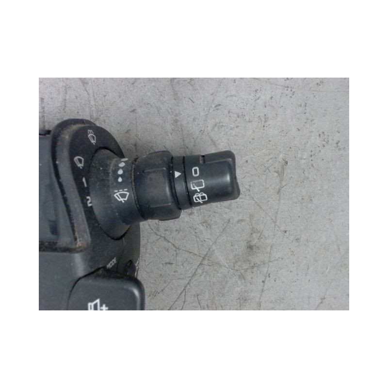 COMMANDE ESSUIE GLACE RENAULT CLIO III 2009-