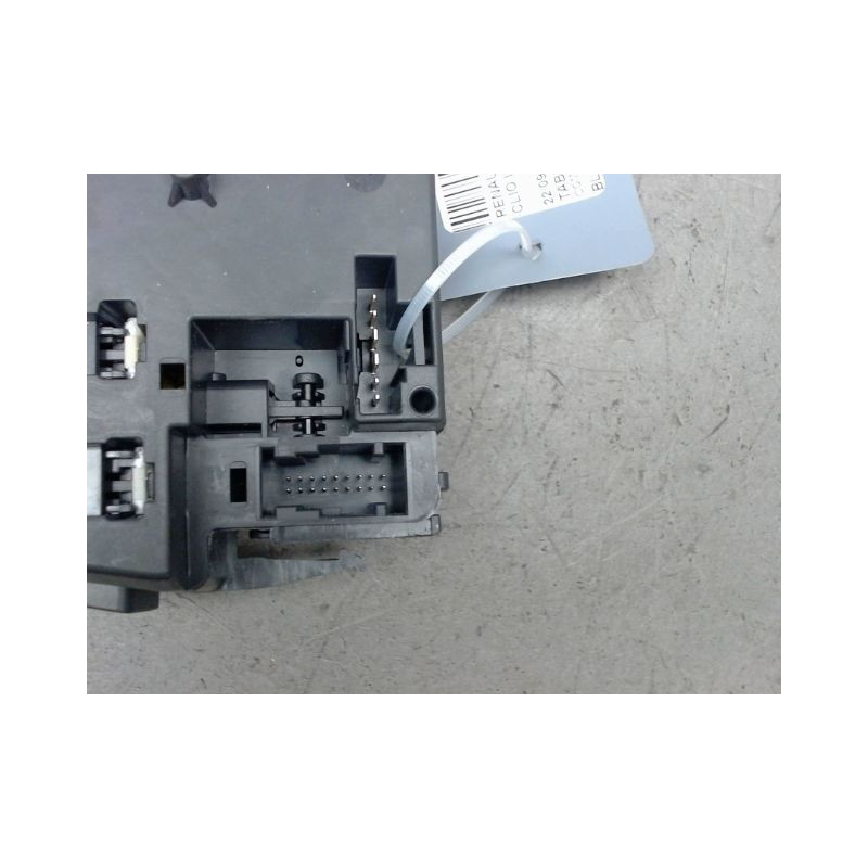 COMMANDE ESSUIE GLACE RENAULT CLIO III 2009-
