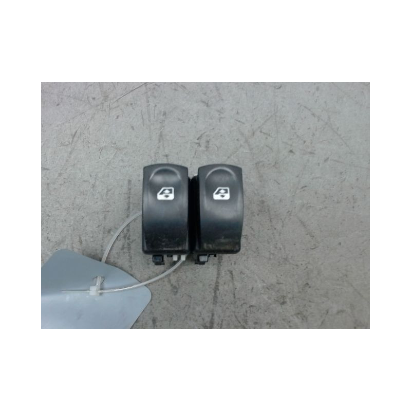 COMMANDE LEVE-GLACE PORTE AVG RENAULT CLIO III 2009-