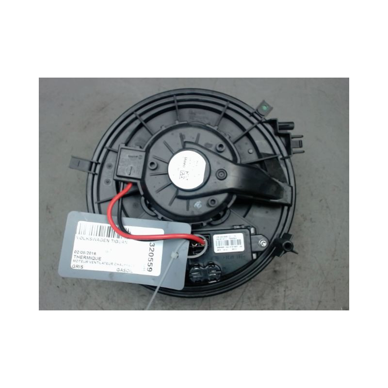 MOTEUR VENTILATEUR CHAUFFAGE VOLKSWAGEN TIGUAN