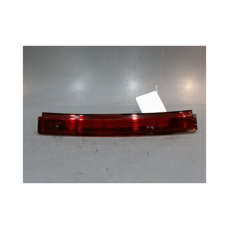 FEUX STOP SUPPLEMENTAIRE NISSAN MICRA
