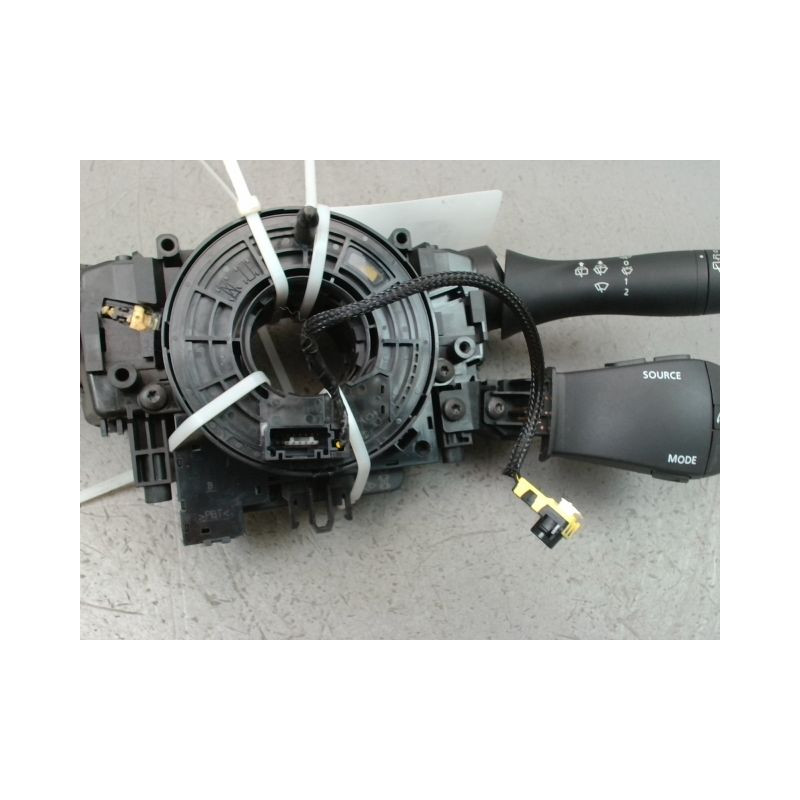BLOC COMMODOS DACIA SANDERO 2008-