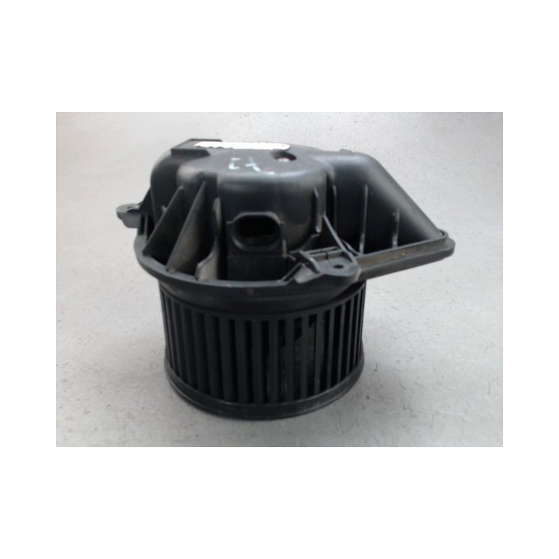 MOTEUR VENTILATEUR CHAUFFAGE RENAULT TRAFIC