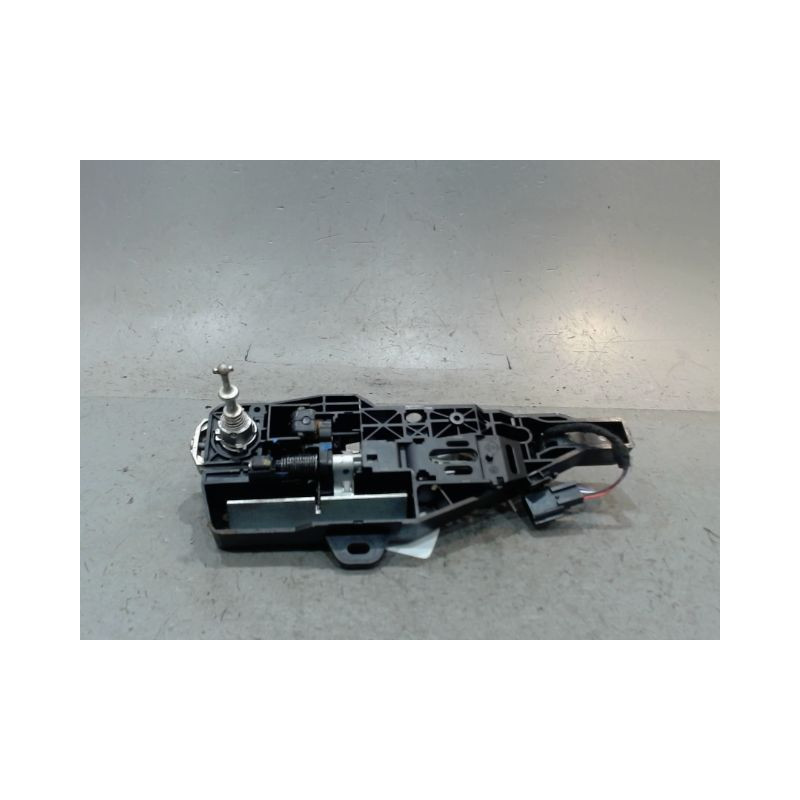 POIGNEE EXTERIEURE PORTE AVANT GAUCHE RENAULT CAPTUR