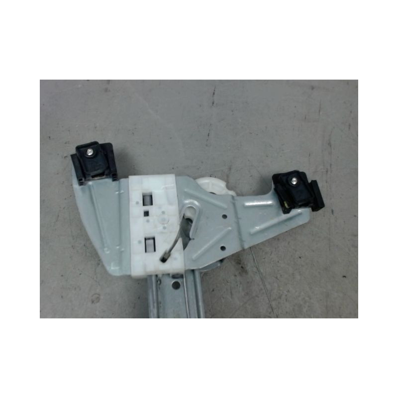 MECANISME+MOTEUR LEVE-GLACE AVANT DROIT CITROEN C1 5P