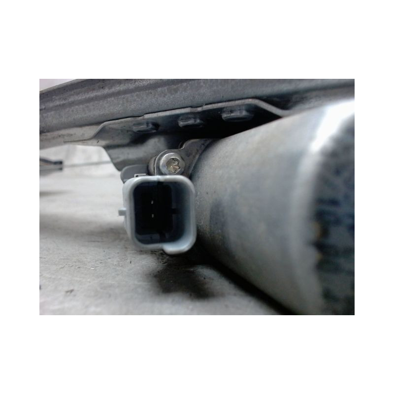 MECANISME+MOTEUR LEVE-GLACE AVANT DROIT CITROEN C1 5P