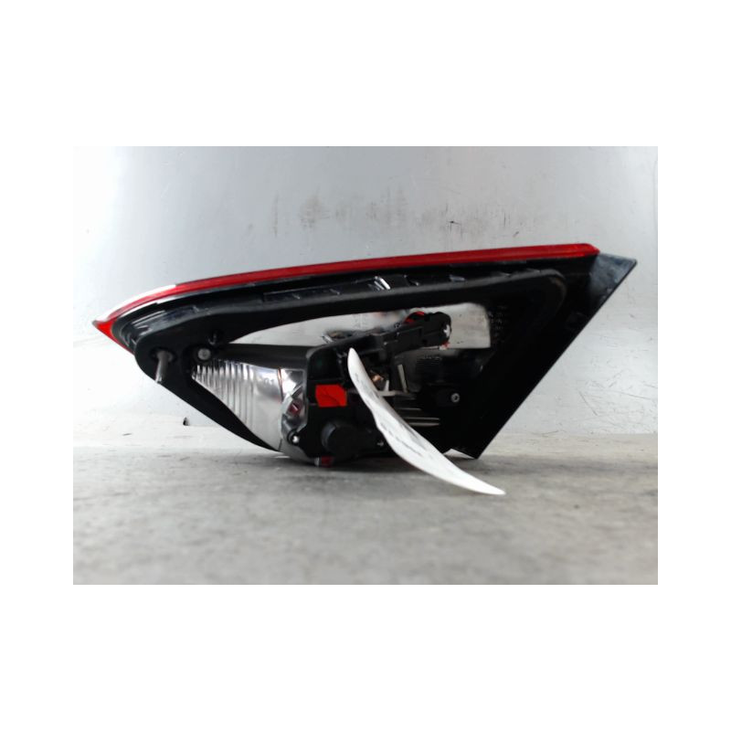 FEU ARRIERE INTERIEUR GAUCHE OPEL CROSSLAND