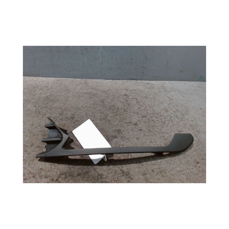 GRILLE VENTILATION PARE-CHOC AVG RENAULT CLIO IV