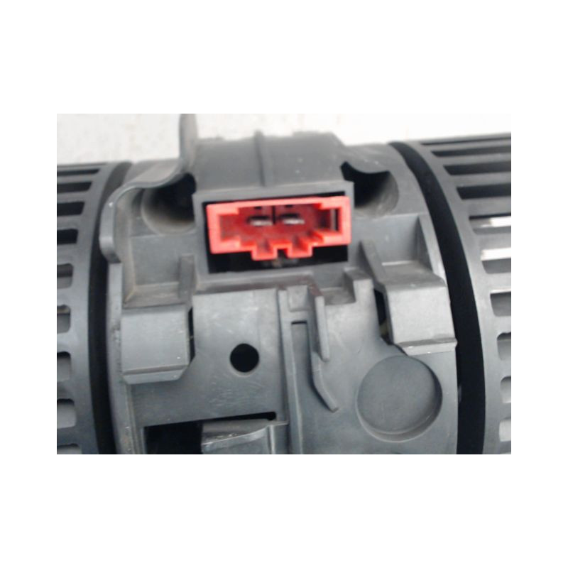 MOTEUR VENTILATEUR CHAUFFAGE RENAULT MEGANE