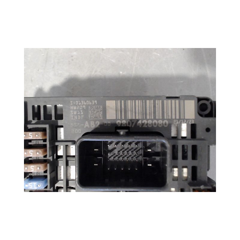 BOITE A FUSIBLES CITROEN C4 2010-