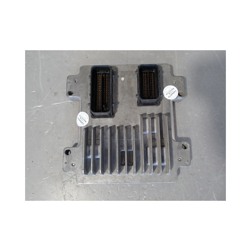 CALCULATEUR MOTEUR OPEL CORSA 2010-