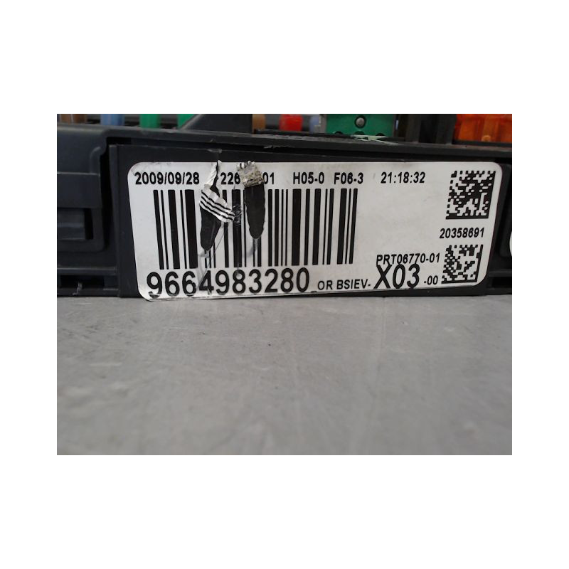 BOITIER GESTION HABITACLE PEUGEOT 1007