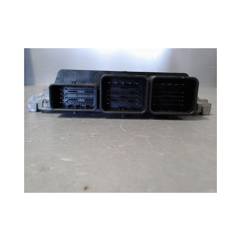 CALCULATEUR MOTEUR CITROEN C4